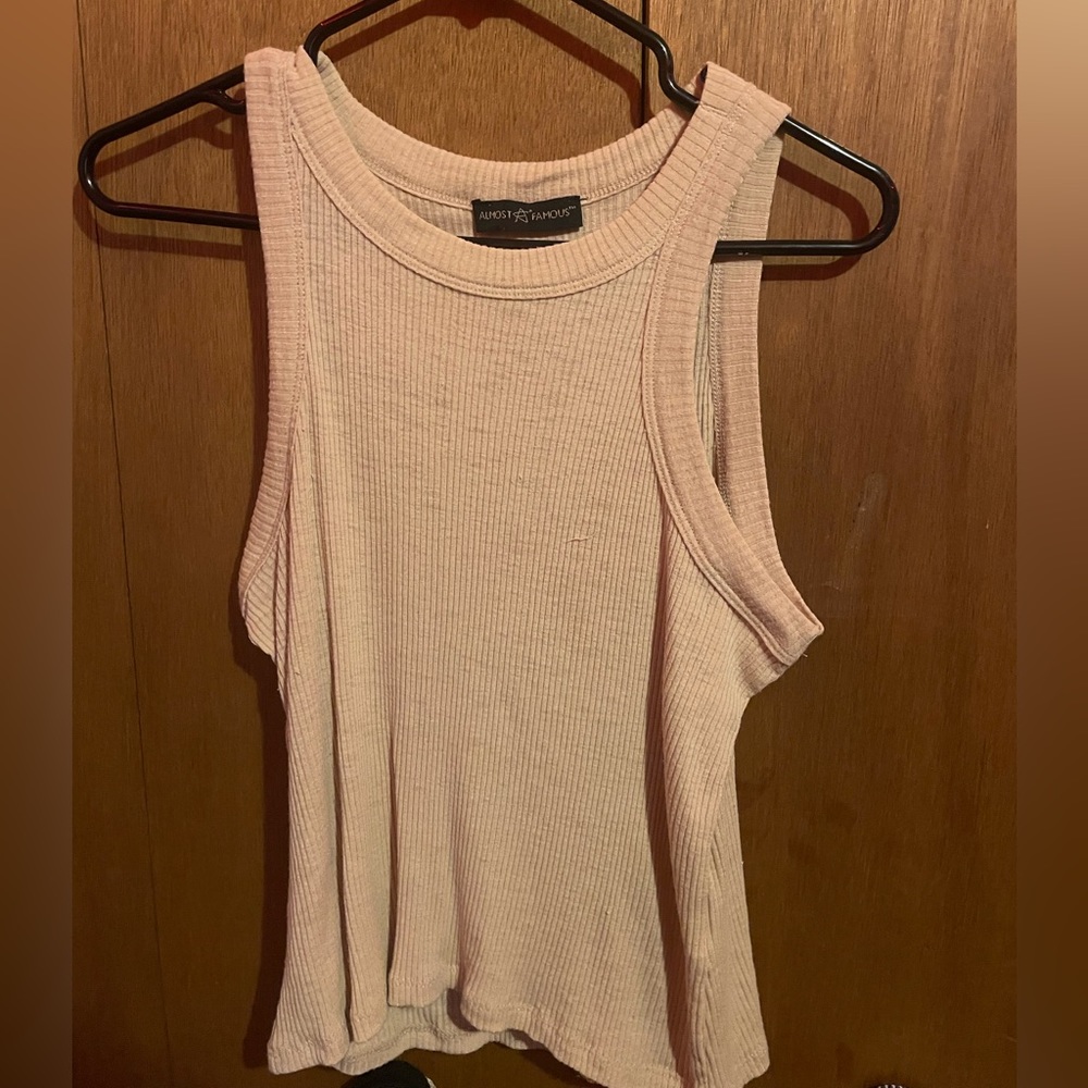 Large, Tan Top.